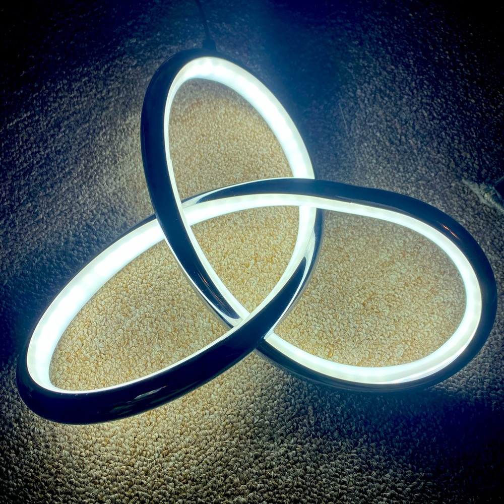dweLed Vornado pendent lamp